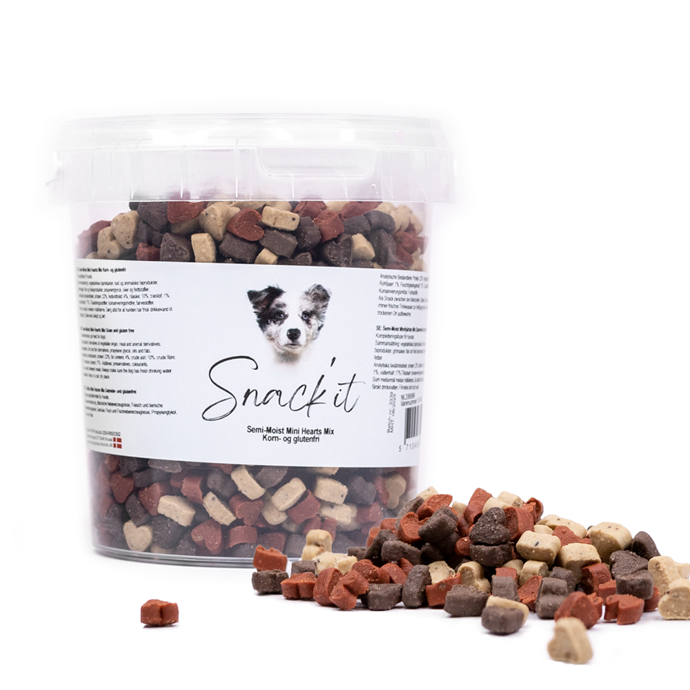 Snack'it | Semi-Moist Mini Hearts m. Mix| 500g