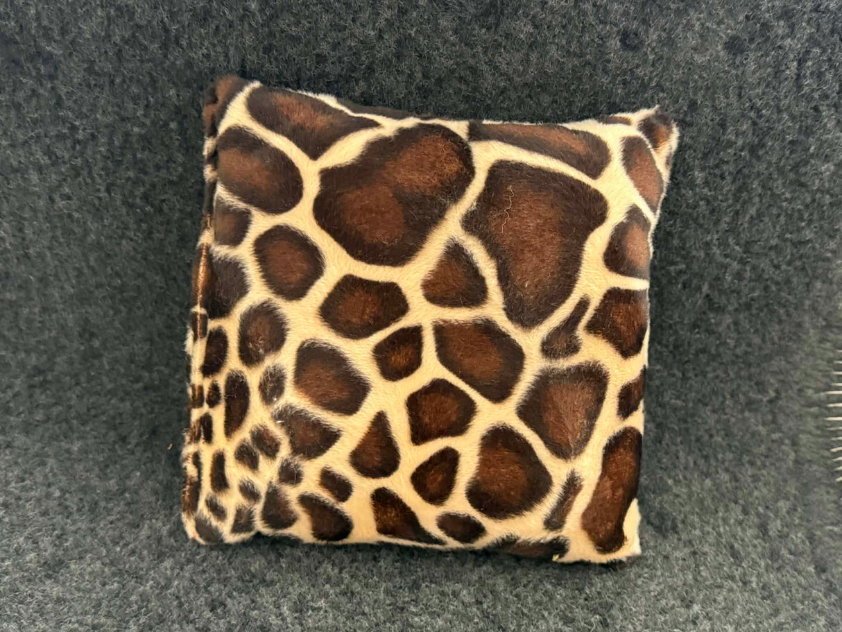 Wellness legetøj | Firkantet pude | Giraf