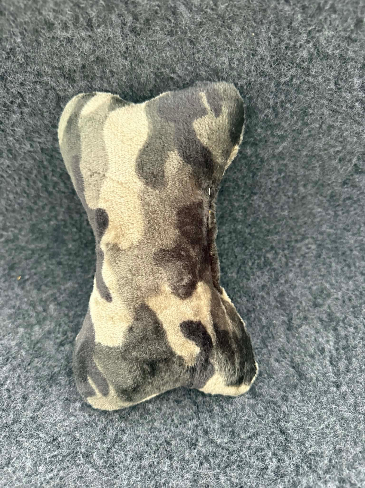 Wellness legetøj | Kødben | Grøn camoflage | Små