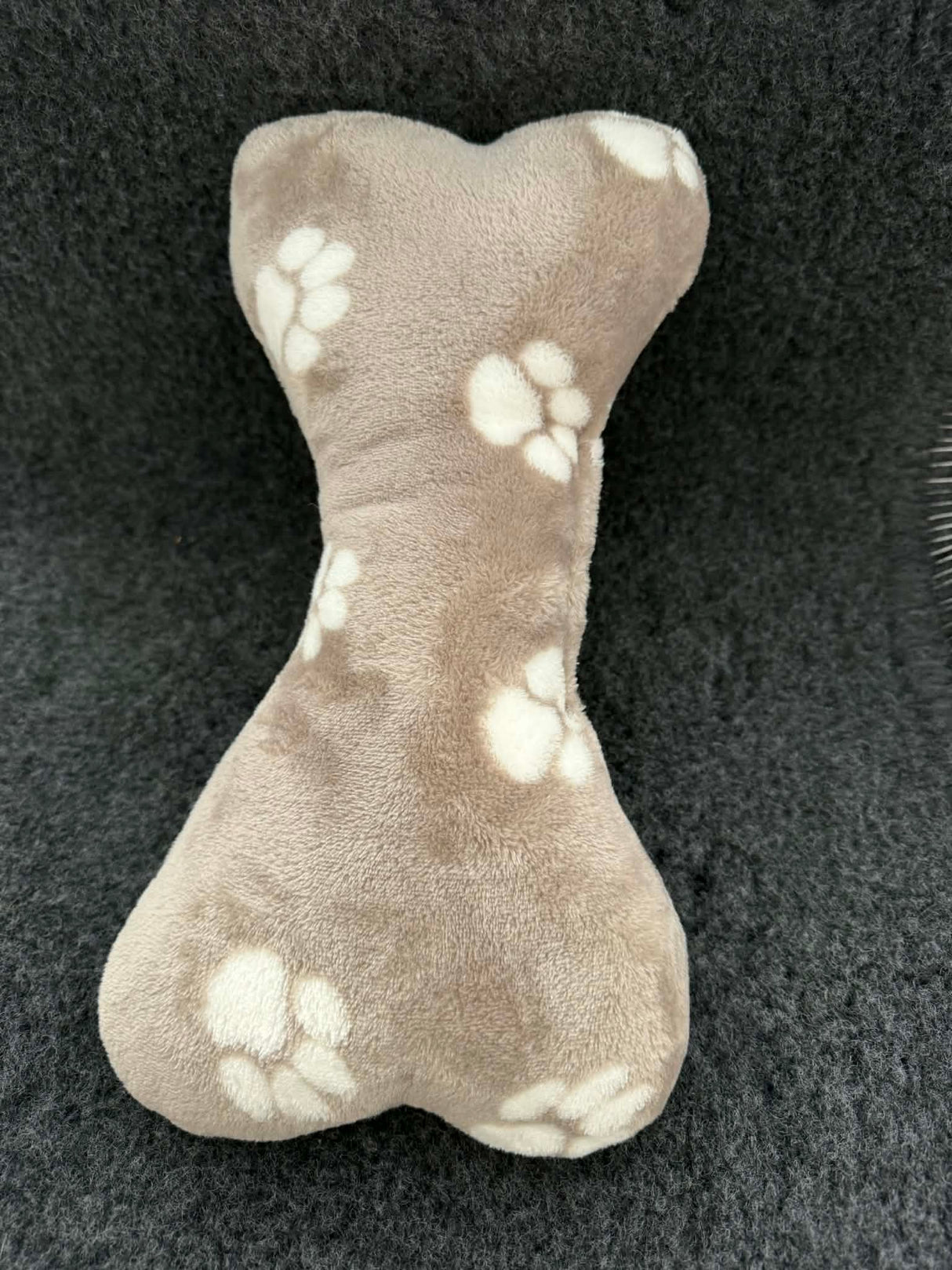 Wellness legetøj | Kødben | Beige med poter| Stor