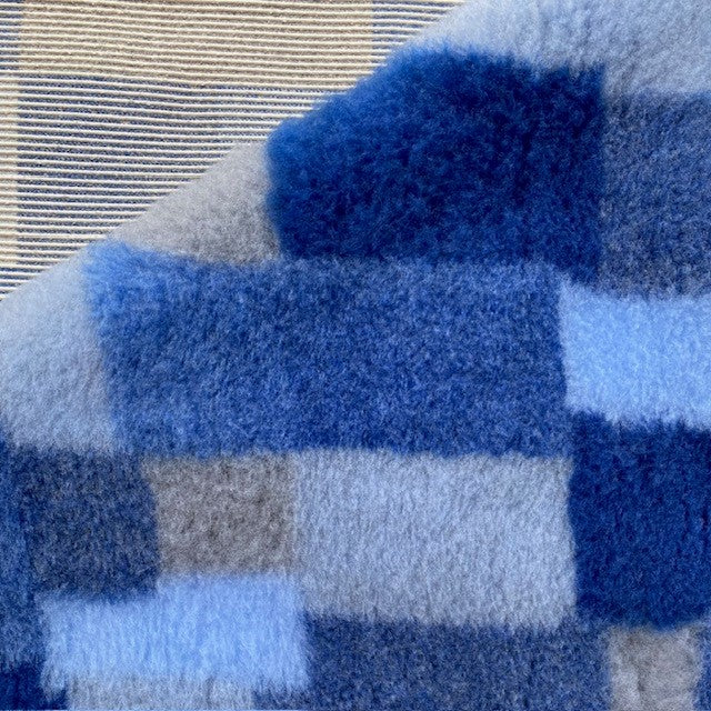 Vetbed | Blå Patchwork | Skridsikker