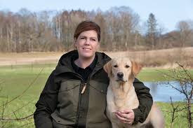 Bog | Retrieverbogen: Håndbog til alle hundeejere | Lotte Evers