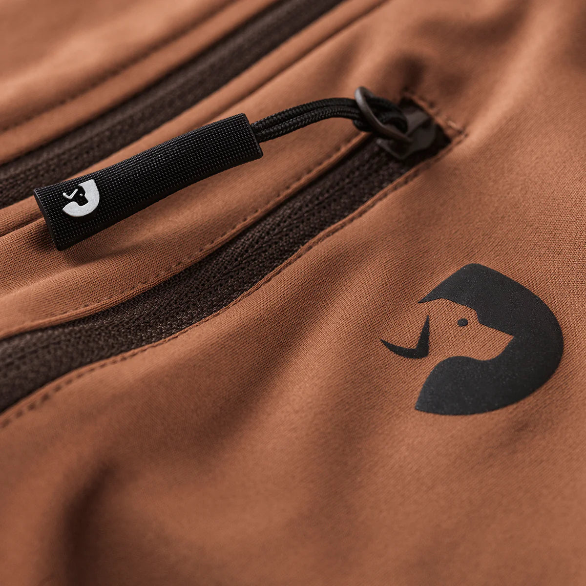DC | FeelFree Dog Walker Zip Jacket | Caramel | Emma