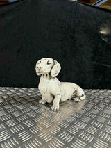 Betonfigur | Gravhund (Glathåret) | 24 cm